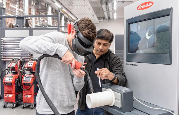 Expert coding on a screen